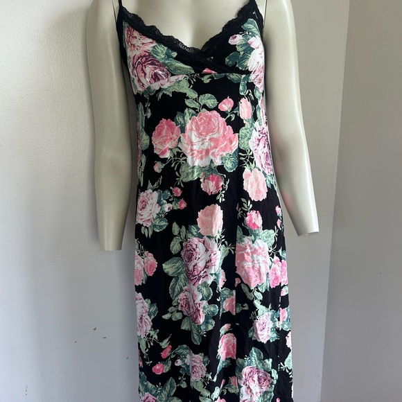 stitch & pines Dresses & Skirts - stitch and pines women size XS Floral Lace Trim Nightgown summer dress